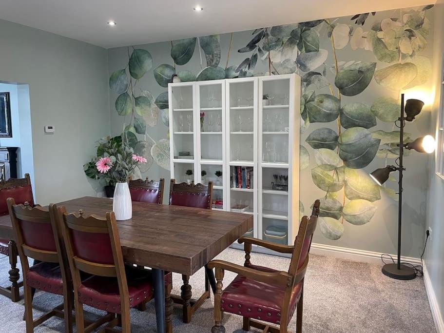 Auckland View - A Comfy & Spacious 4Bed With Views Coundon Esterno foto
